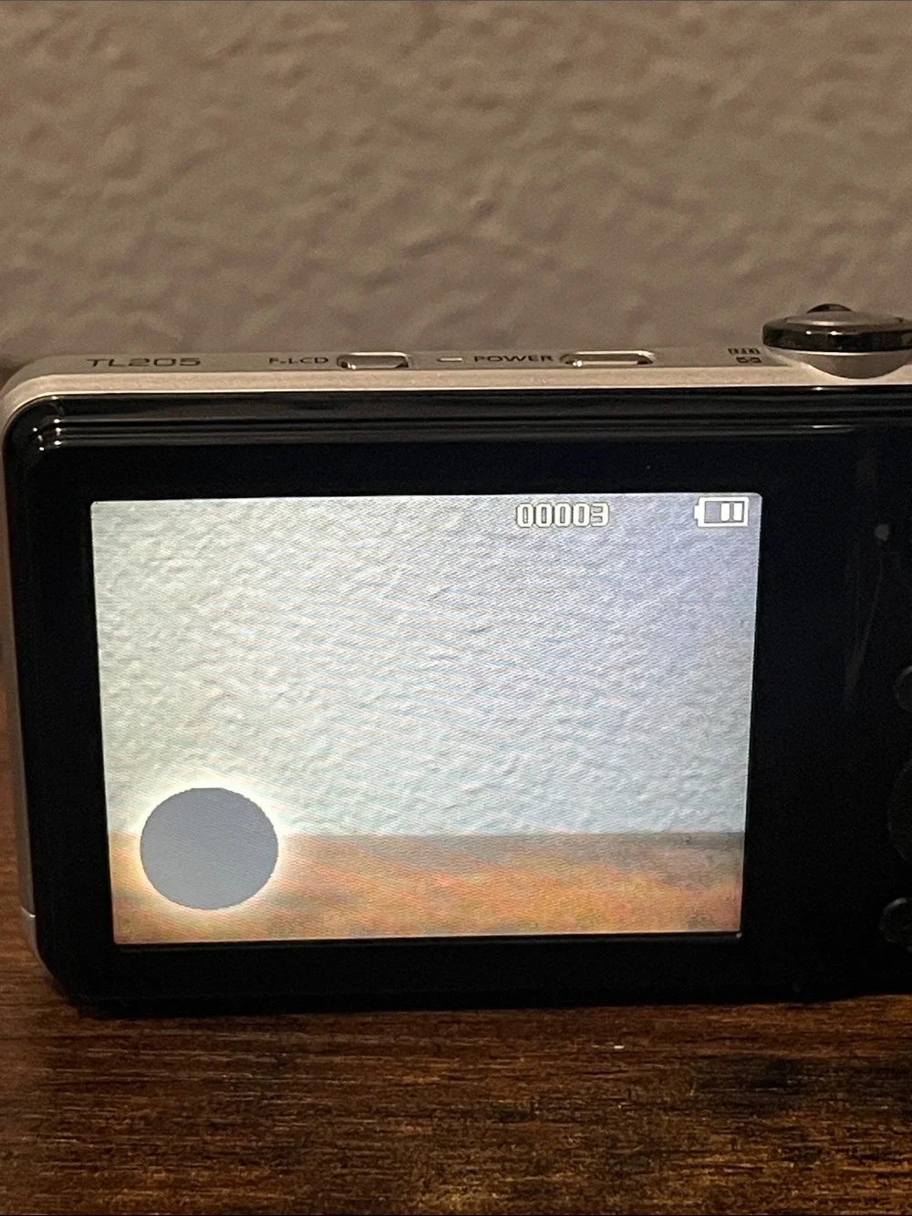 Samsung Digital Camera Black Compact Point-and-Shoot with Carry Case & charger